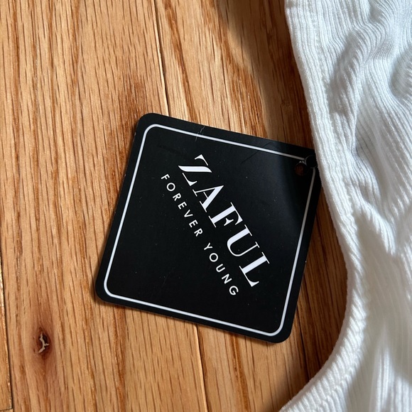 Crop Top - Picture 2 of 3